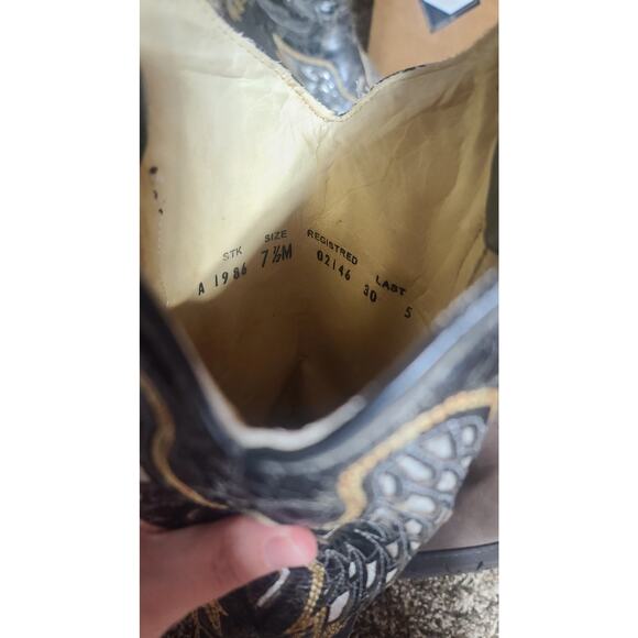 Women's Black and Brown Heeled Boots - Picture 10 of 10